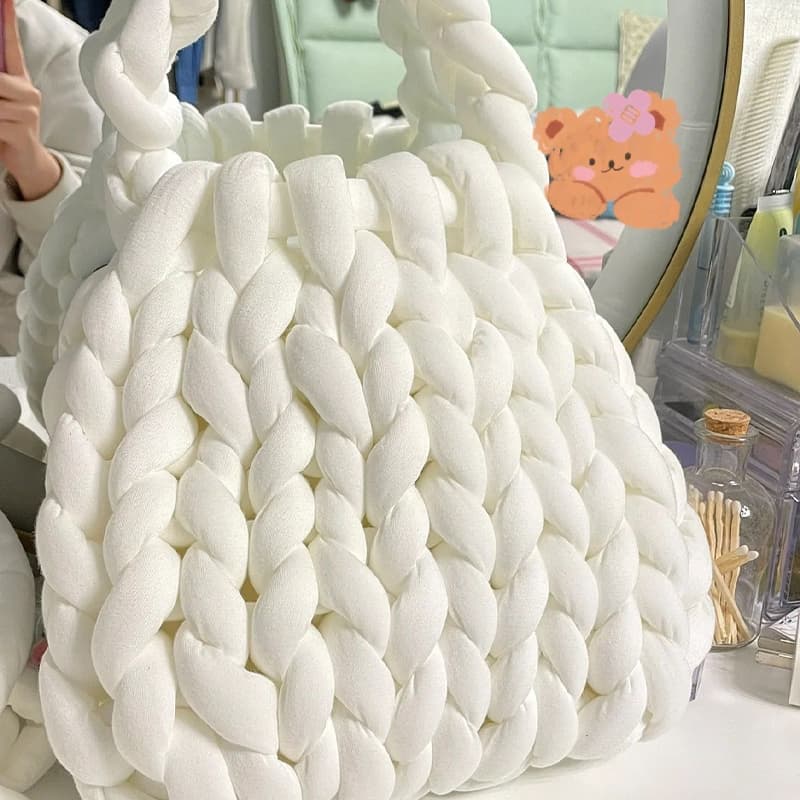 カゴバッグ もこもこ編み込みバスケットバッグ