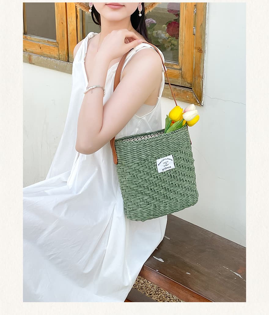 カゴバッグ 優美な手編みナチュラルショルダー