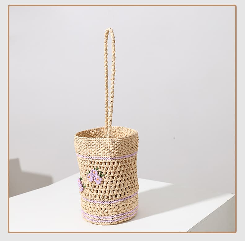 花刺繍入り円筒型カゴバッグ