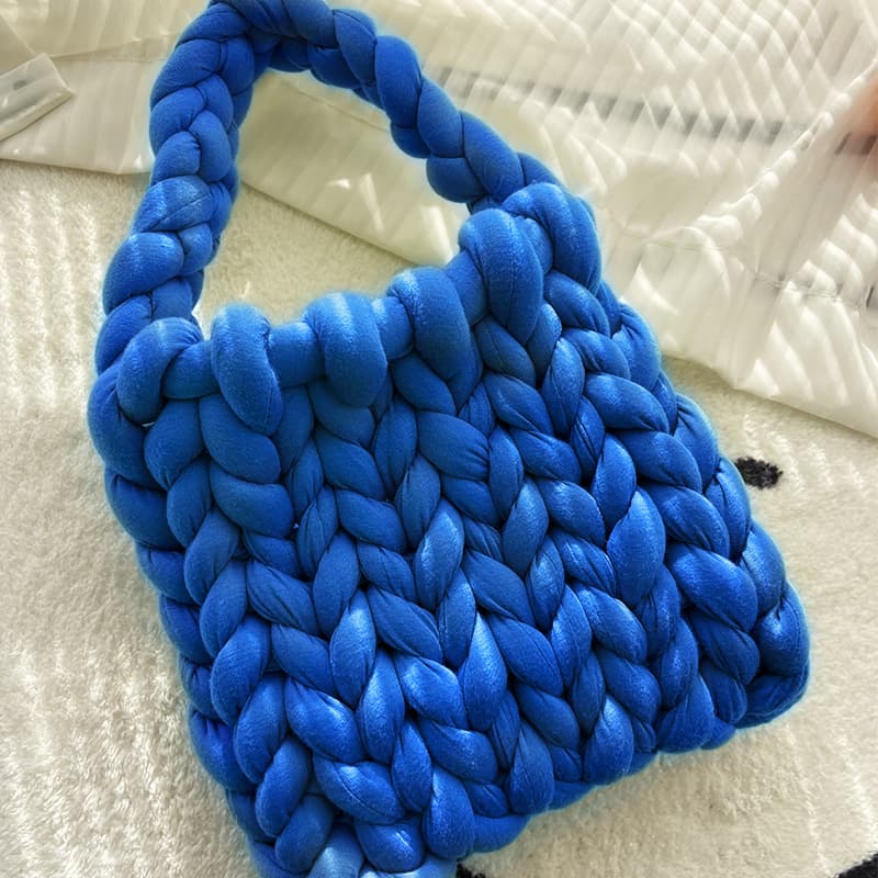 カゴバッグ もこもこ編み込みバスケットバッグ