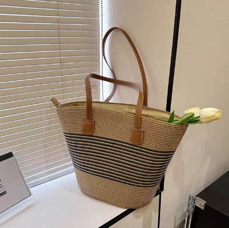 カゴバッグ 上品な模様入りナチュラルトート