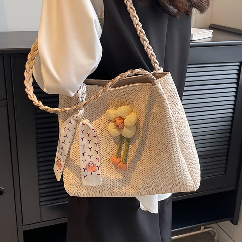 カゴバッグ 花飾り編みクラフトかごバッグ