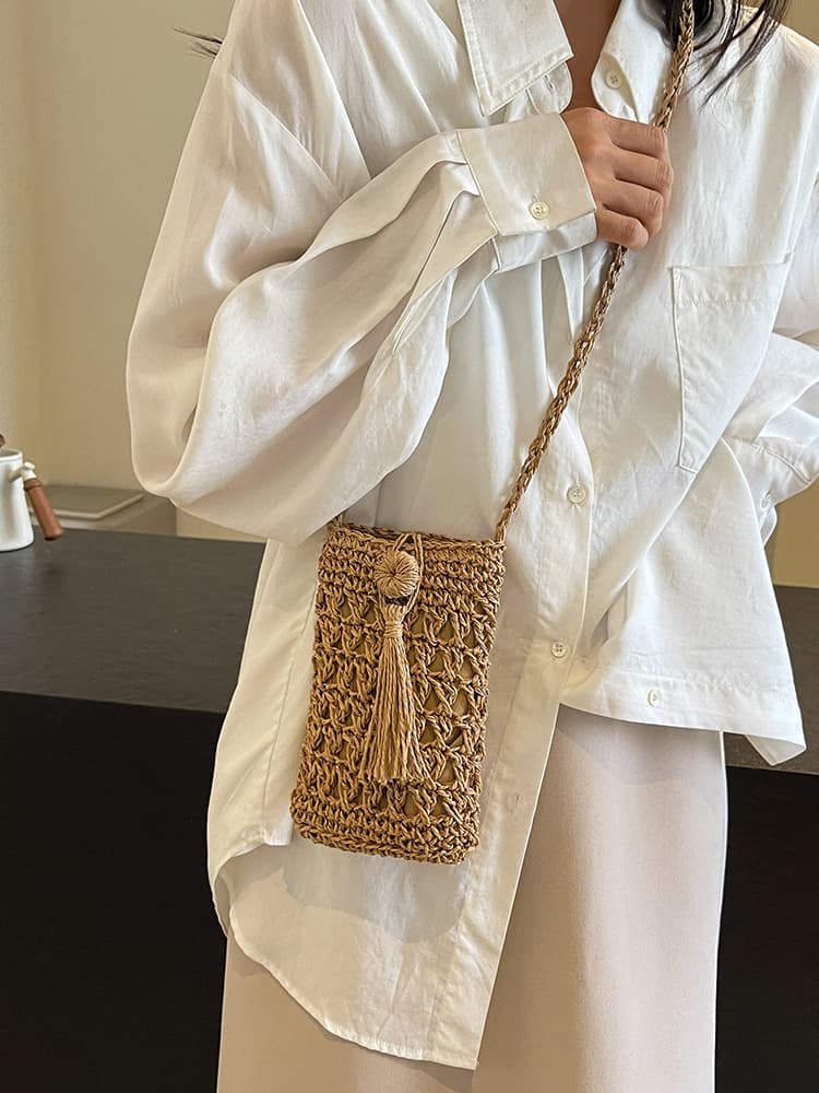 カゴバッグ 麻紐編み手作りタッセル付きミニショルダー