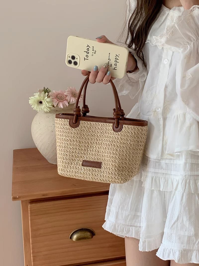 カゴバッグ 夏の優美 手編みナチュラルハンドバッグ