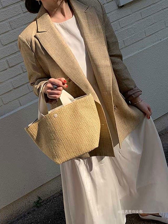 カゴバッグ 夏の日差し 軽やかカゴトート