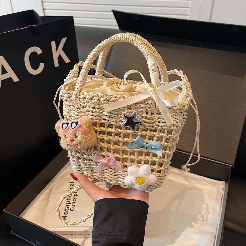 カゴバッグ カゴバッグ かわいい装飾付き籐編みミニバッグ