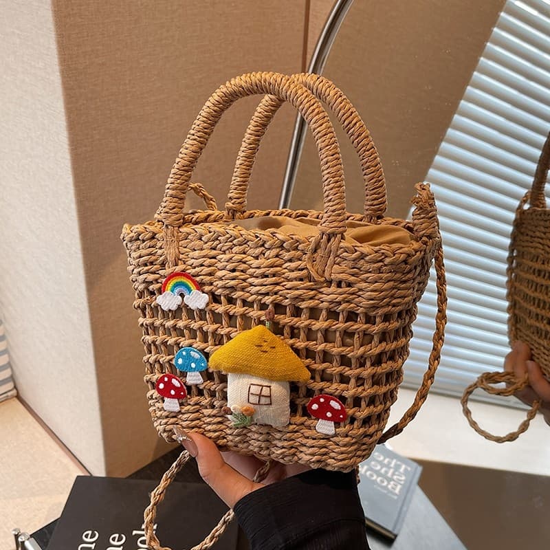 童話の世界 きのこハウス 編みカゴバッグ