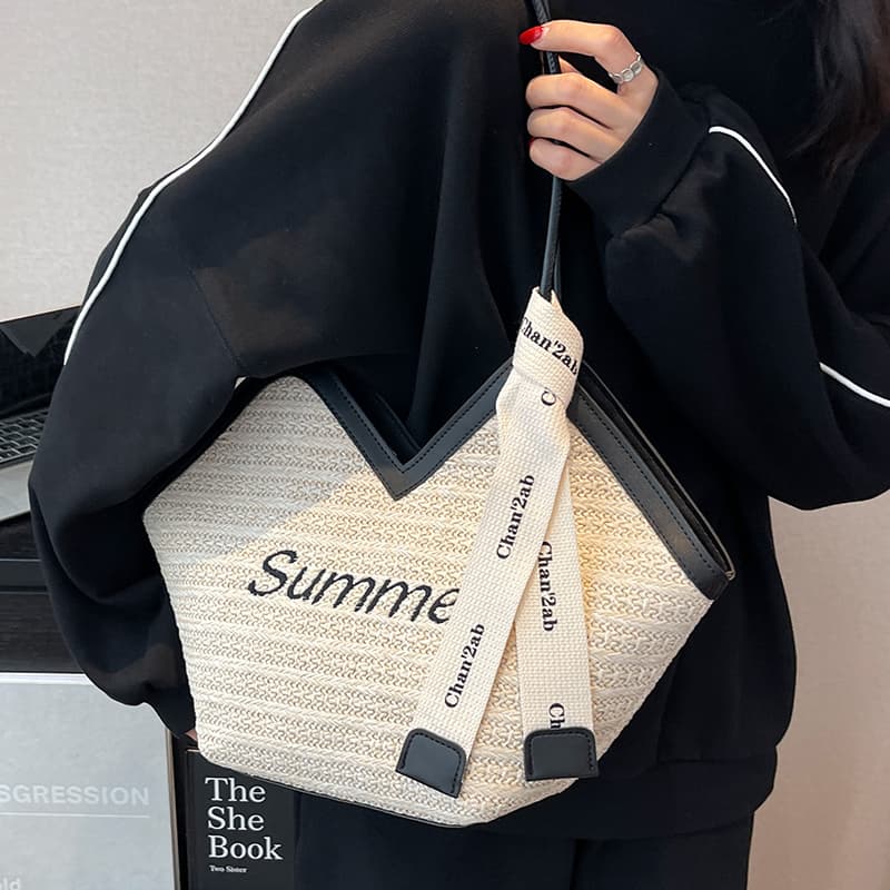 カゴバッグ 夏模様 シンプルデザイン かごトート