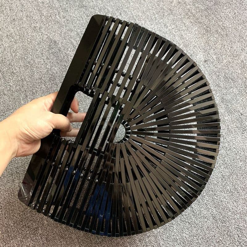 カゴバッグ 扇型竹編み風アクリル製ハンドバッグ