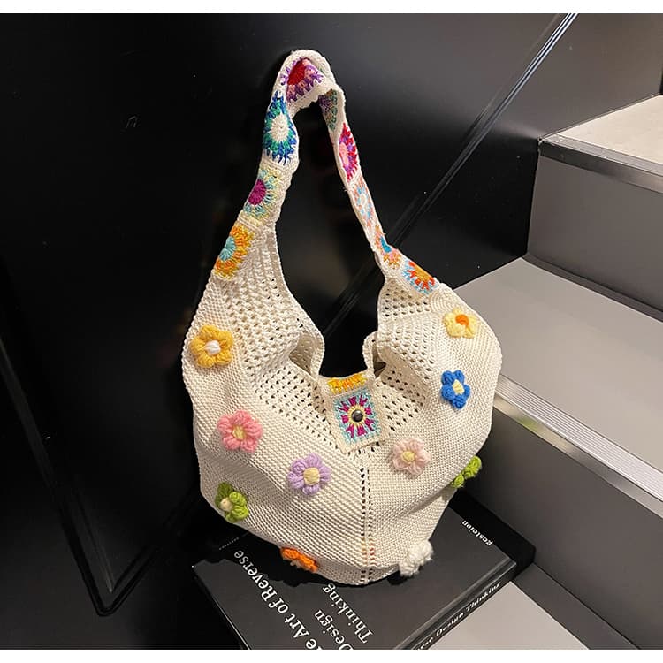 カゴバッグ 花咲く手編みメッシュショルダーバッグ