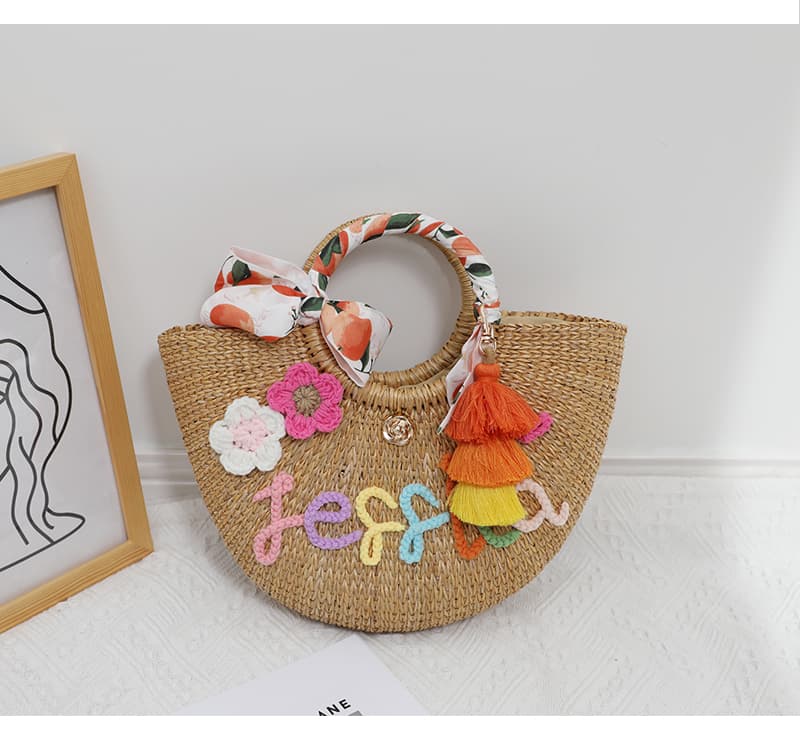 カゴバッグ 刺繍タッセル付きリゾートかごバッグ