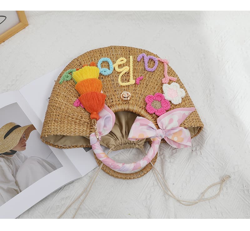カゴバッグ 刺繍タッセル付きリゾートかごバッグ